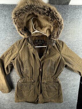 Barbour Kelsall Parka Green Waxed Jacket Women Size 6 US Faux Fur Hood Outdoors